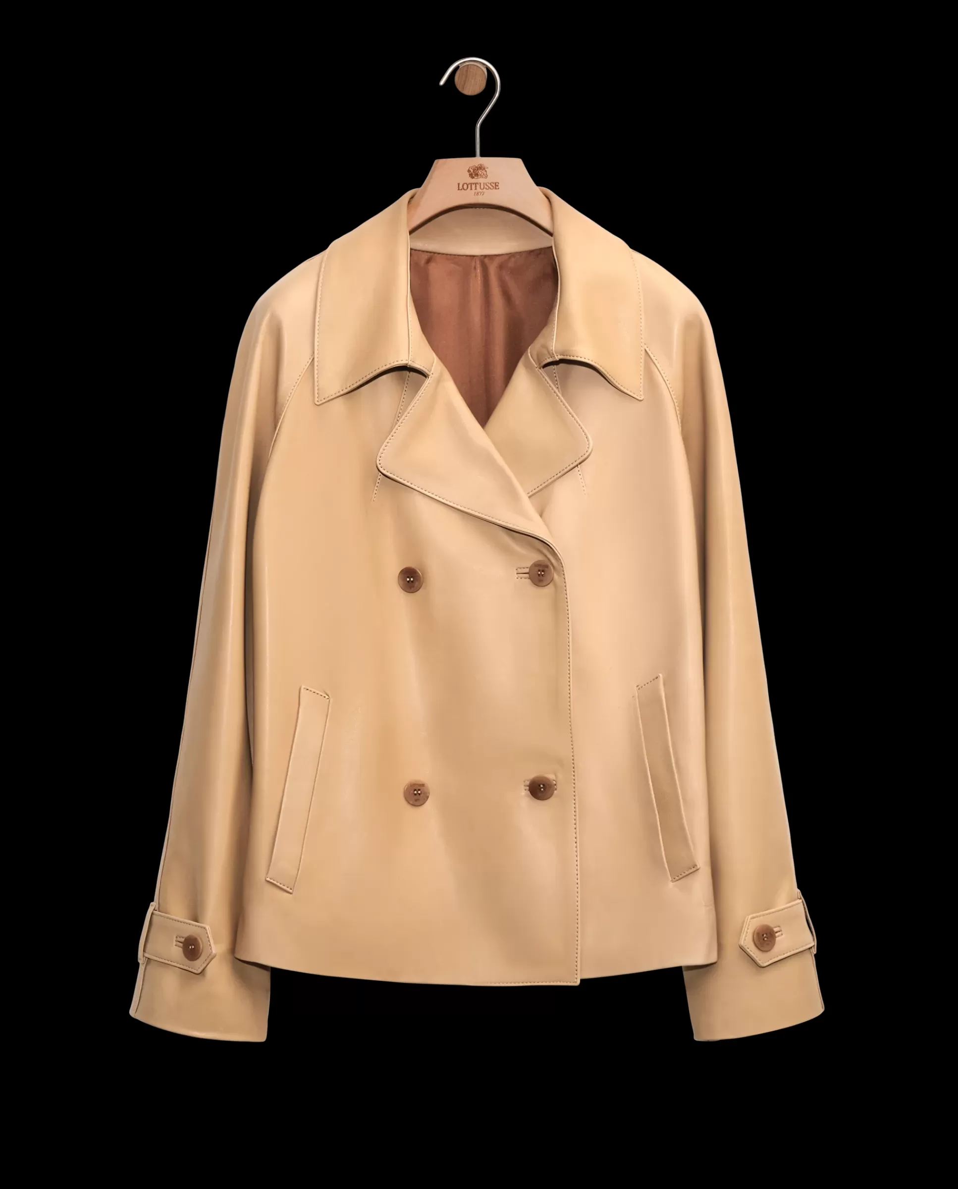 Leather Clothing | Lottusse 1877 Barcelona Beige